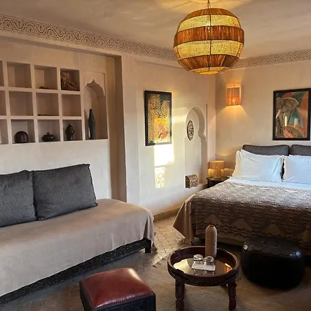 Riad Aya-2